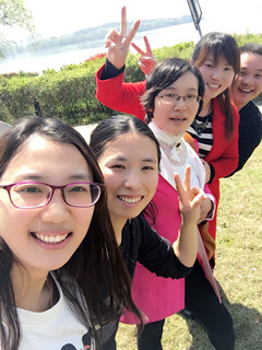 4月份公司組織春游，拓展文化知識，砥礪精神情操。